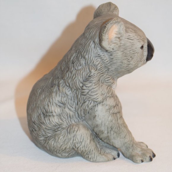 Royal Heritage Koala Porcelain Figurine - Picture 2 of 5